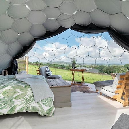 Hotel Deerstone Glamping-Pinhaw Beacon Dome Hot Tub Earby Esterno foto