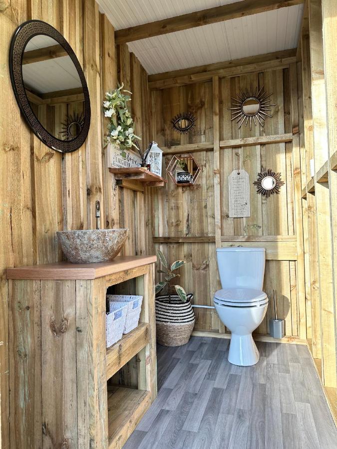 Hotel Deerstone Glamping-Pinhaw Beacon Dome Hot Tub Earby Esterno foto